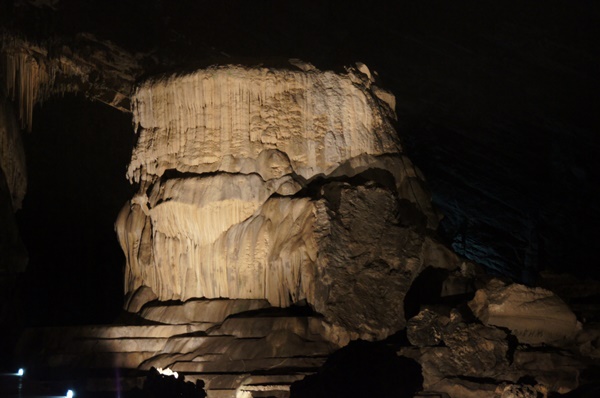 Cacahuamilpa - największe jaskinie  Ameryki 
