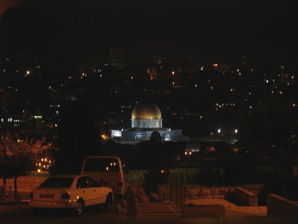 Jerozolima nocą - widok z Góry Oliwnej
